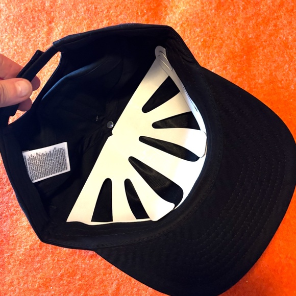 Vans unisex black and green cyclist cap hat NWT - Picture 4 of 7